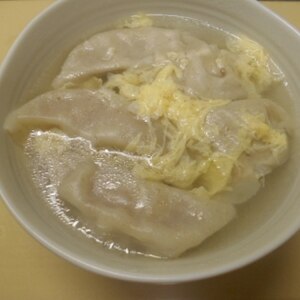 ぷるんぷるんの水餃子のスープ♡